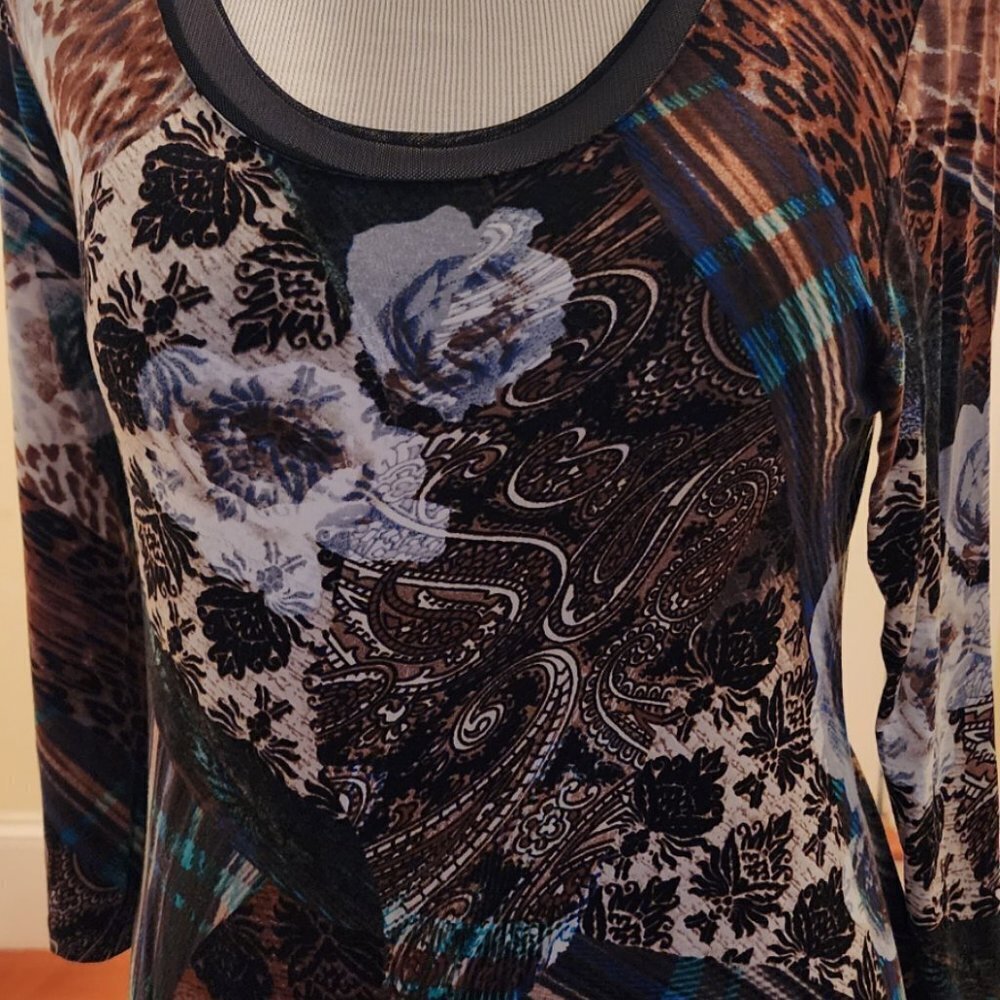 Pyramid multi print long sleeve with sheer on bottom a line dress - Picture 2 of 3
